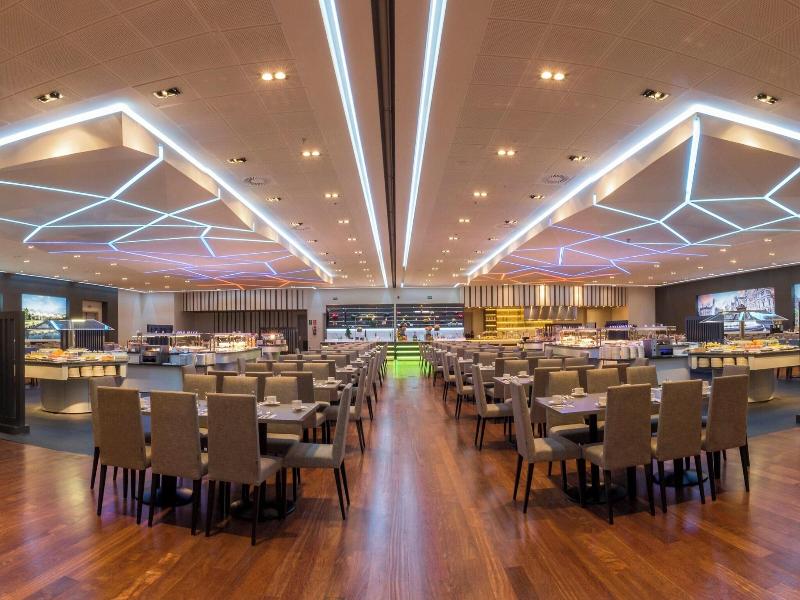 Marriott Hotel Madrid Auditorium image