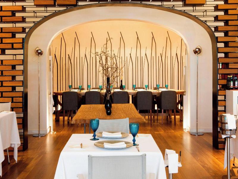 Marriott Hotel Madrid Auditorium image