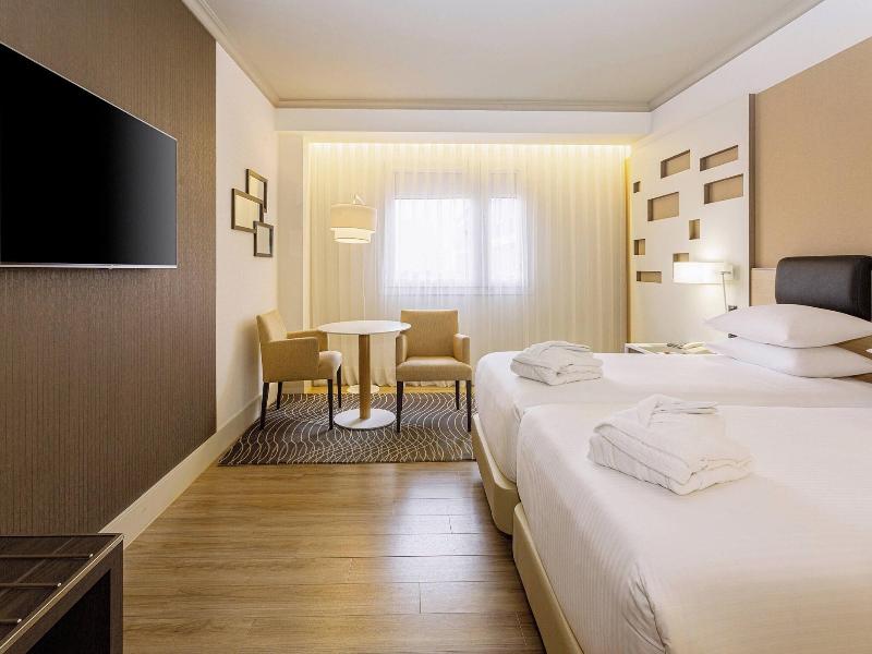 Marriott Hotel Madrid Auditorium image