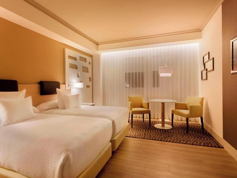 Marriott Hotel Madrid Auditorium image