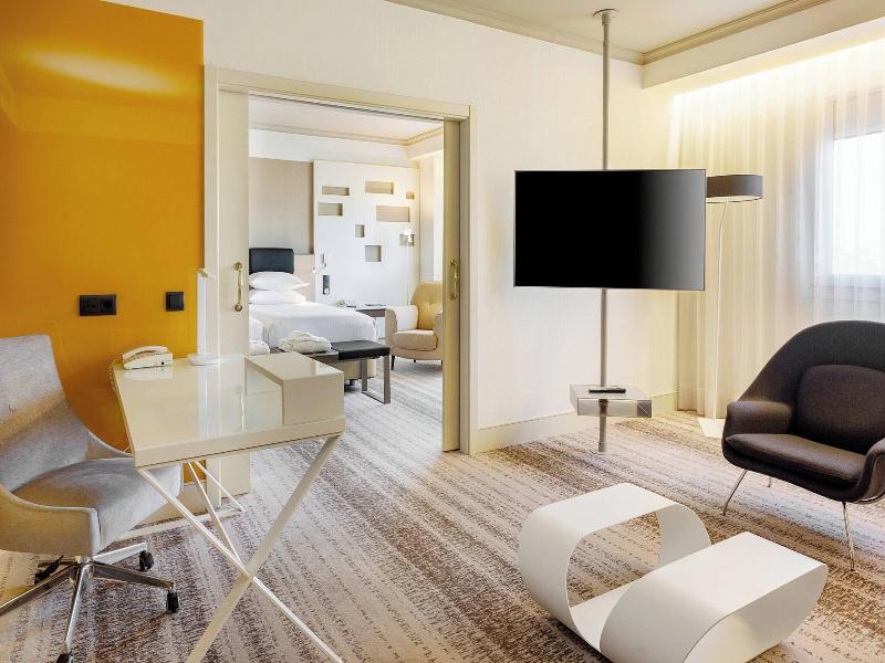 Marriott Hotel Madrid Auditorium image