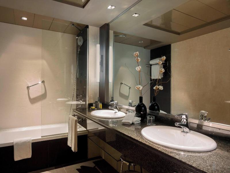 Marriott Hotel Madrid Auditorium image