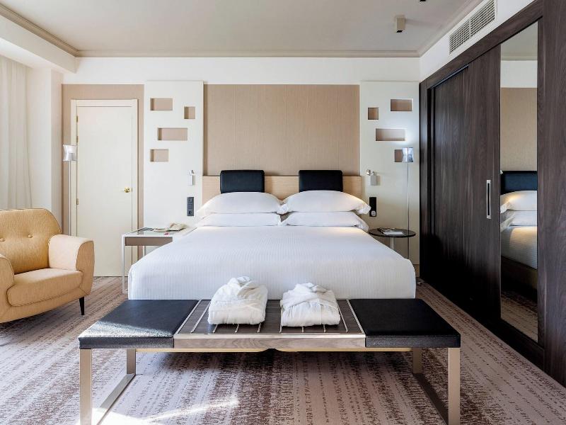 Marriott Hotel Madrid Auditorium image