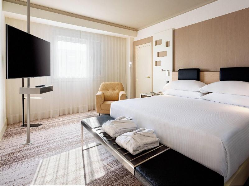 Marriott Hotel Madrid Auditorium image