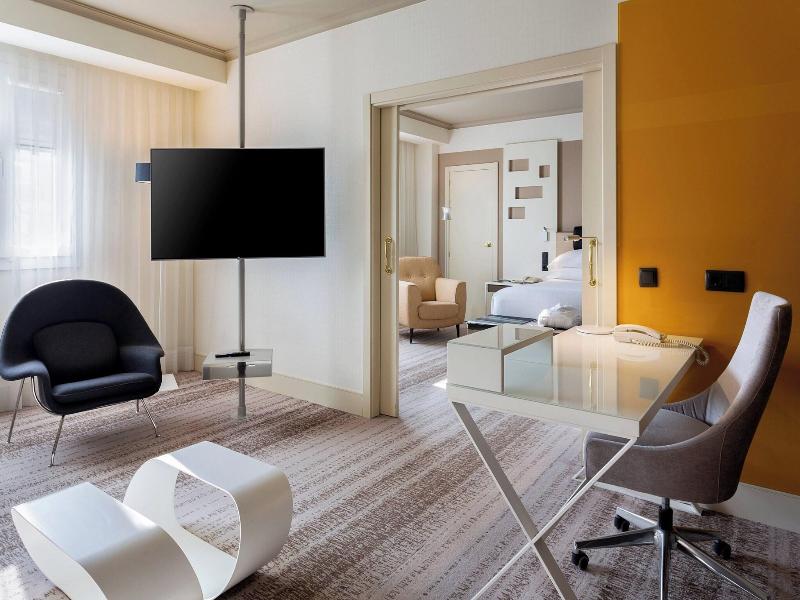 Marriott Hotel Madrid Auditorium image