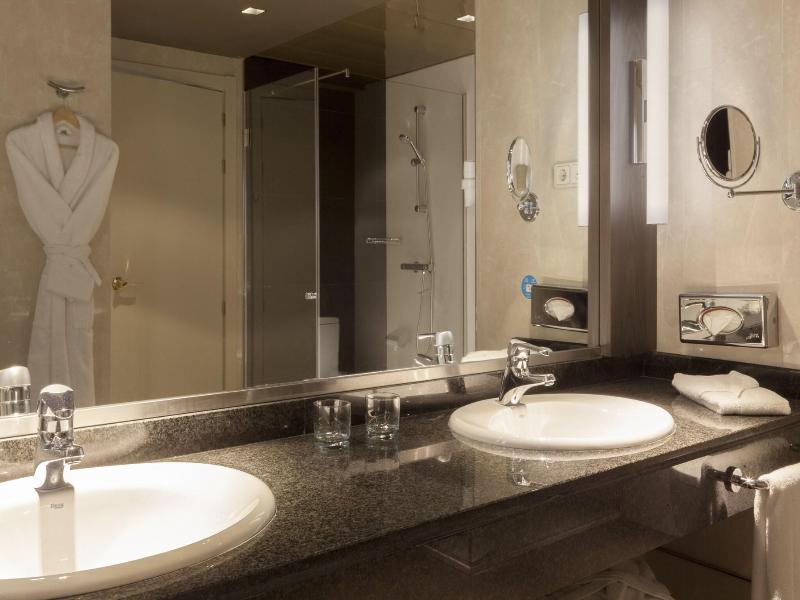 Marriott Hotel Madrid Auditorium image
