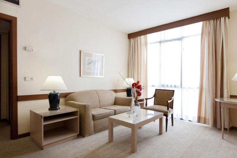 room detail thumbnail 0