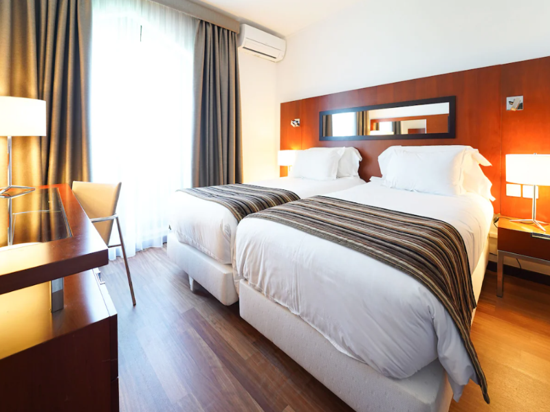 Legendary Lisboa Suites image