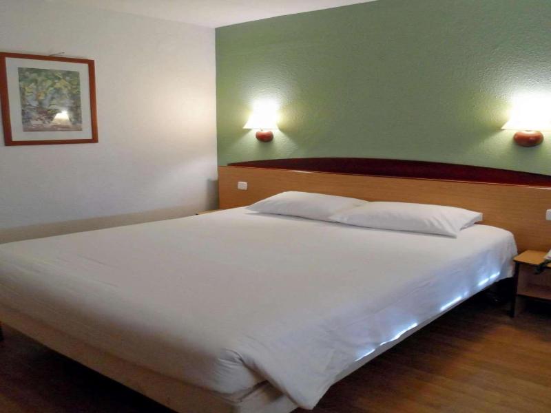 Travelodge Barcelona del Vallès image
