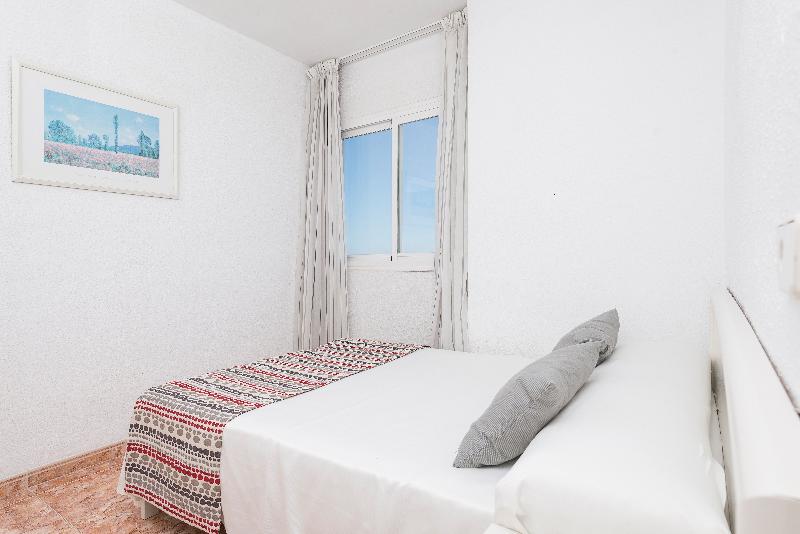 Apartamentos Siesta I image