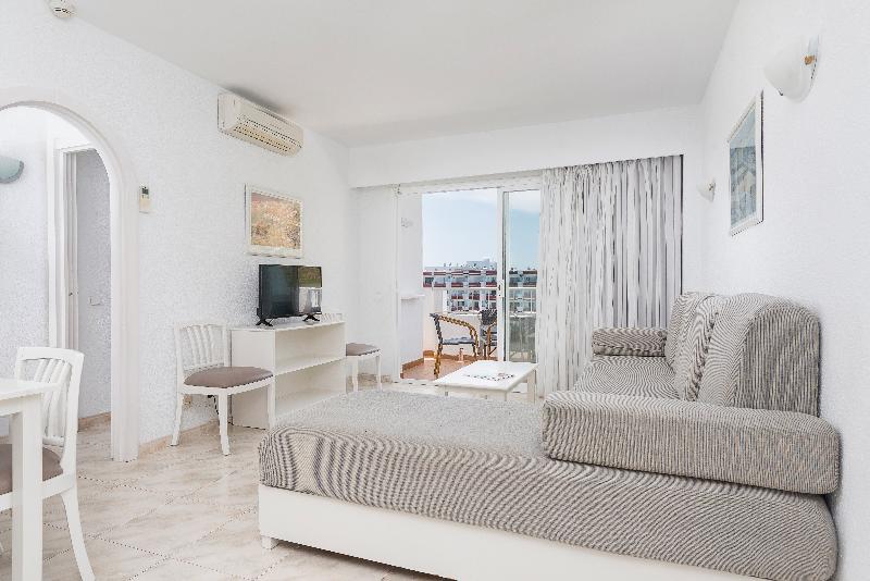 Apartamentos Siesta I image