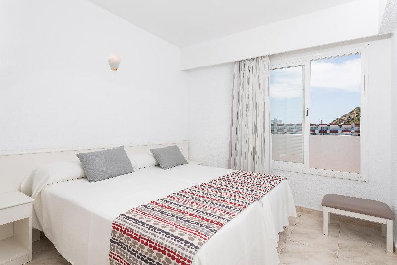 Apartamentos Siesta I image