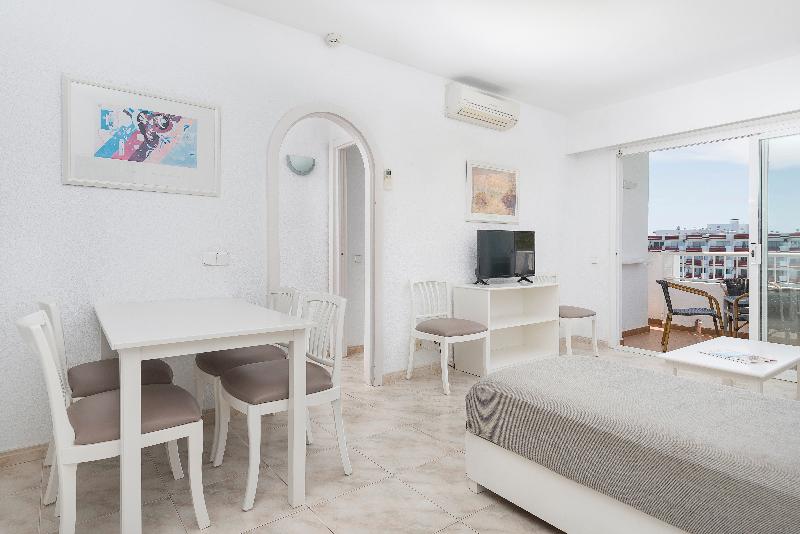 Apartamentos Siesta I image