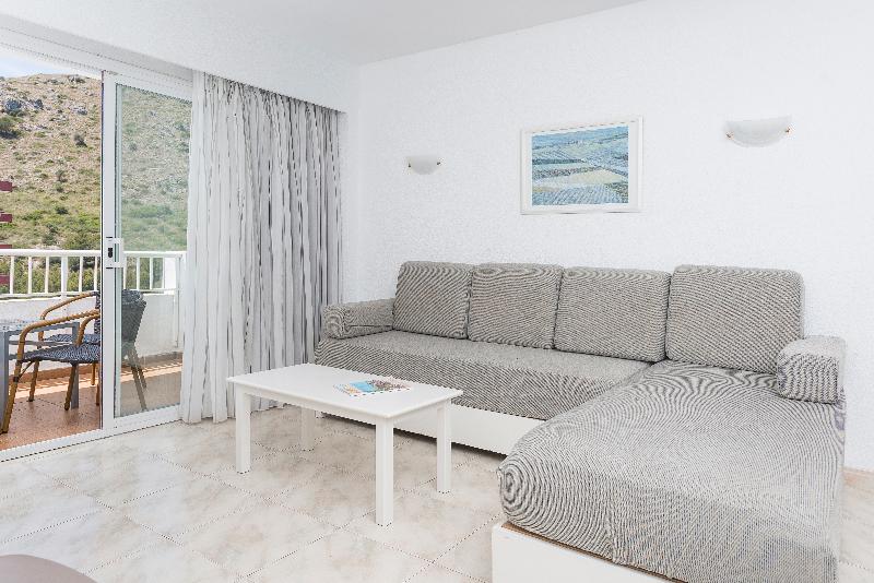 Apartamentos Siesta I image