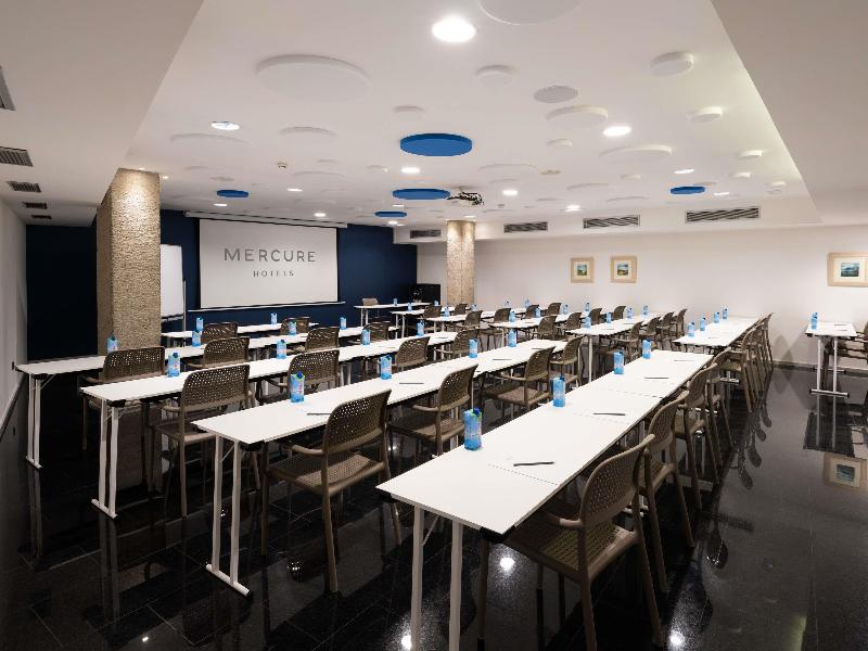 Mercure Bilbao Jardines de Albia image