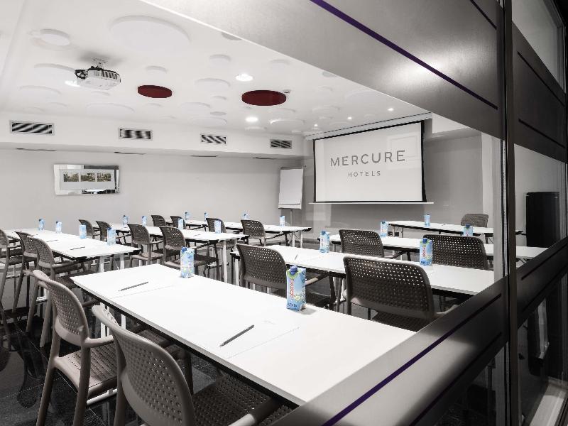 Mercure Bilbao Jardines de Albia image