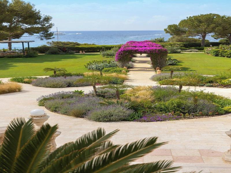 The St. Regis Mardavall Resort image
