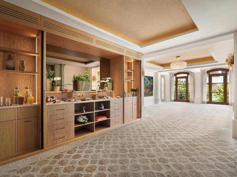 The St. Regis Mardavall Resort image