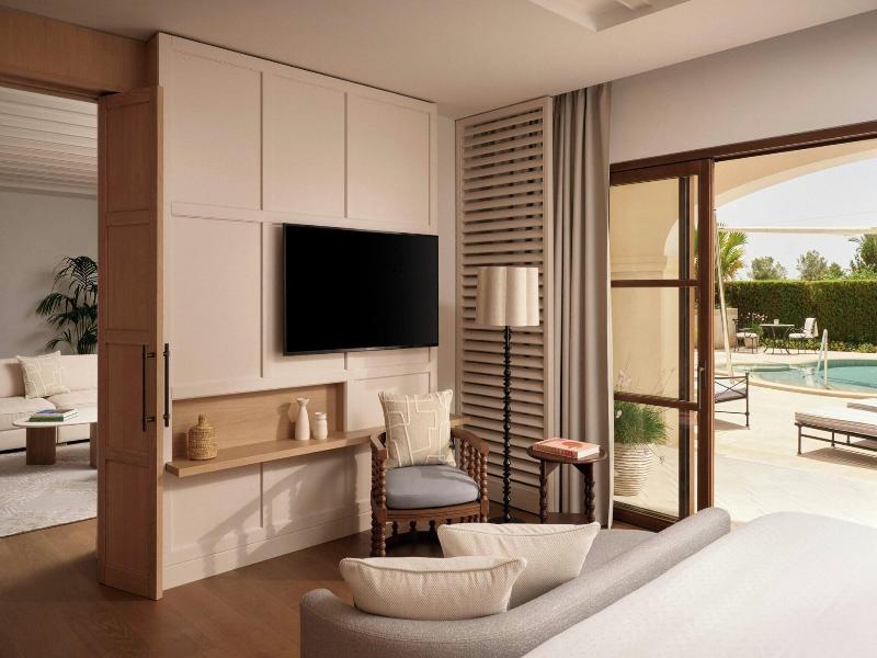 The St. Regis Mardavall Resort image