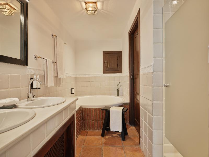 Finca la Bobadilla, Leading Hotels of the World image