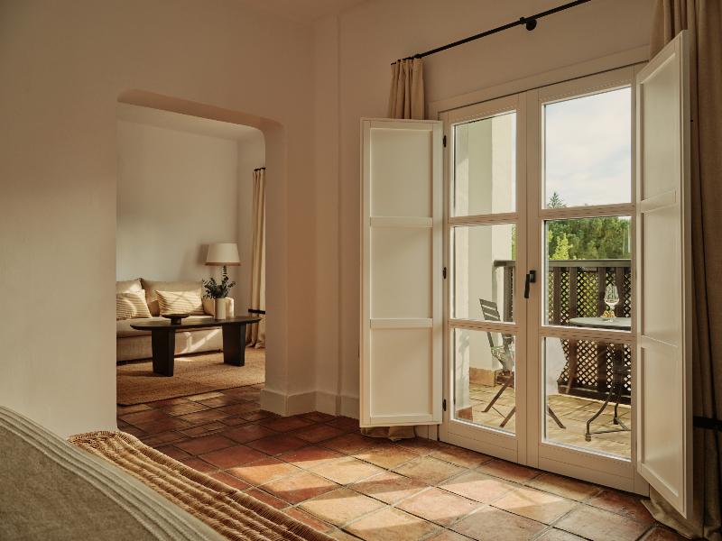 Finca la Bobadilla, Leading Hotels of the World image