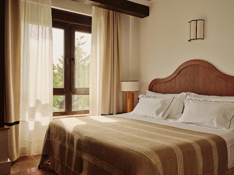 Finca la Bobadilla, Leading Hotels of the World image