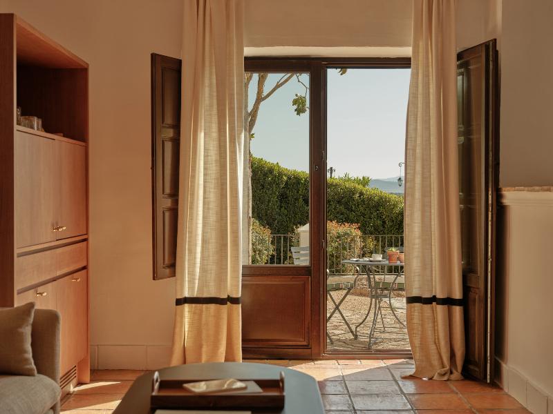 Finca la Bobadilla, Leading Hotels of the World image