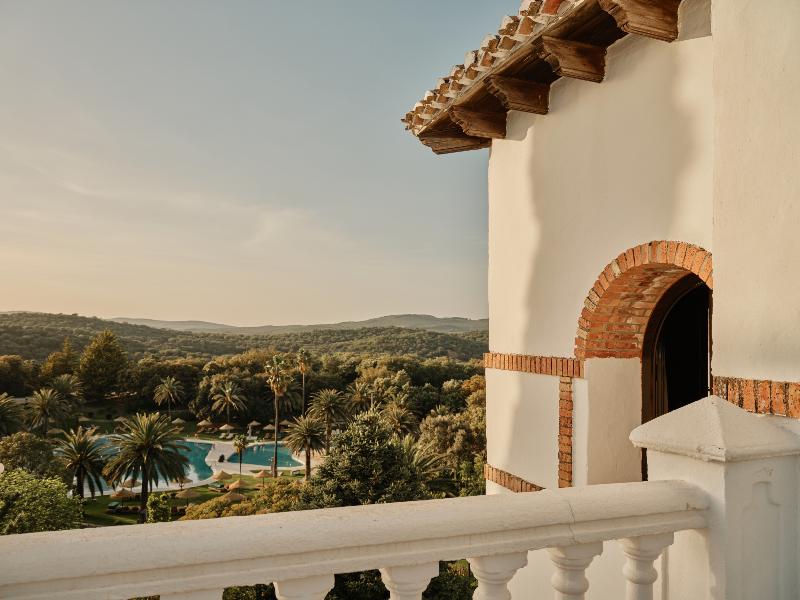 Finca la Bobadilla, Leading Hotels of the World image