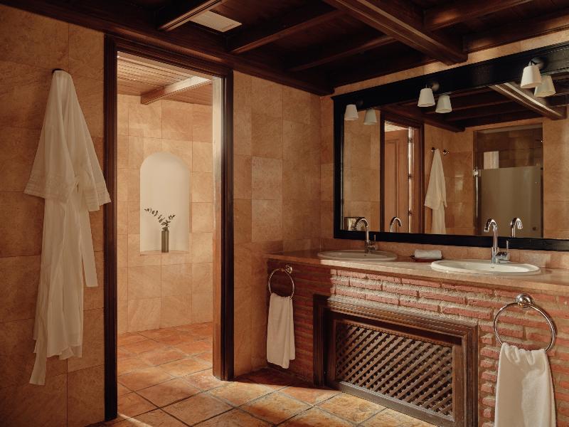 Finca la Bobadilla, Leading Hotels of the World image