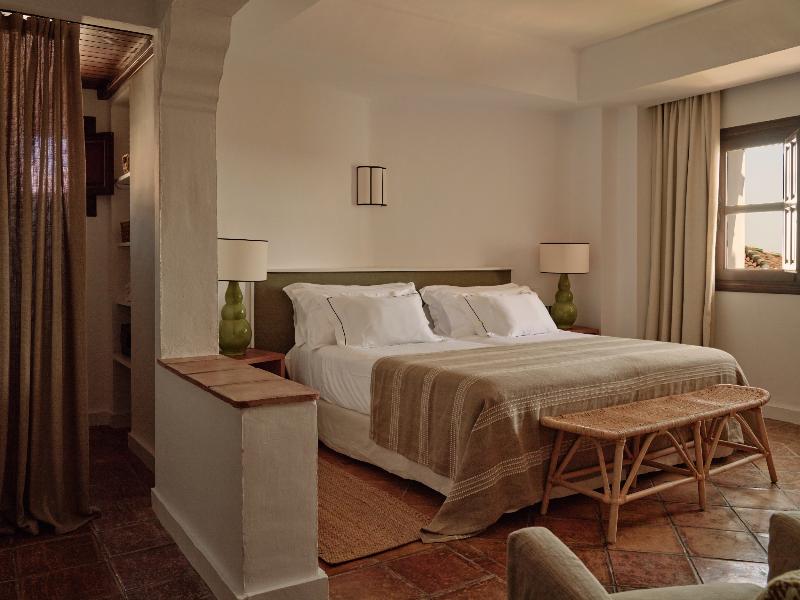Finca la Bobadilla, Leading Hotels of the World image