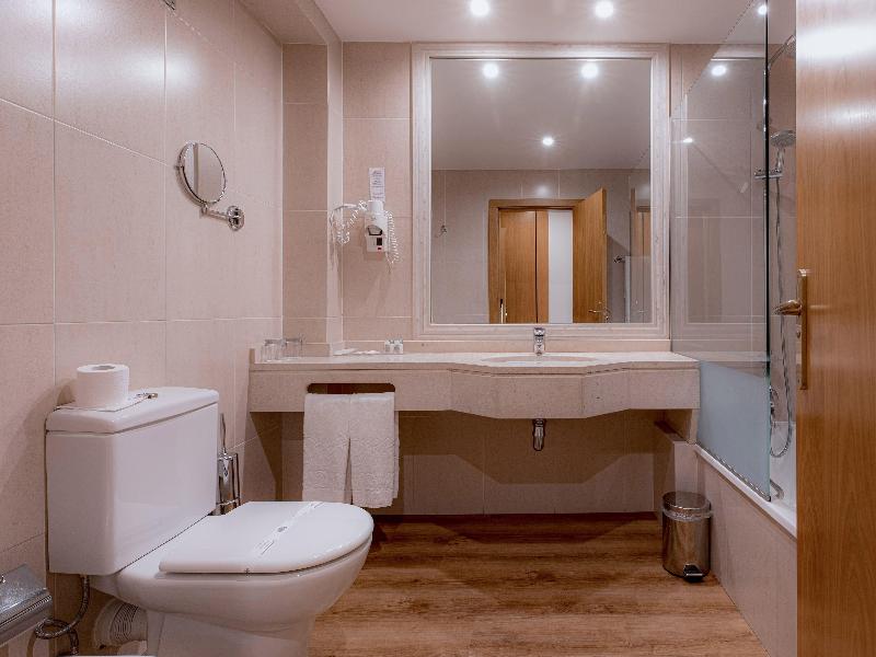 Hotel Covilha Affiliated by Melia image