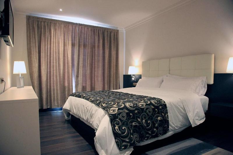 Verahotel image