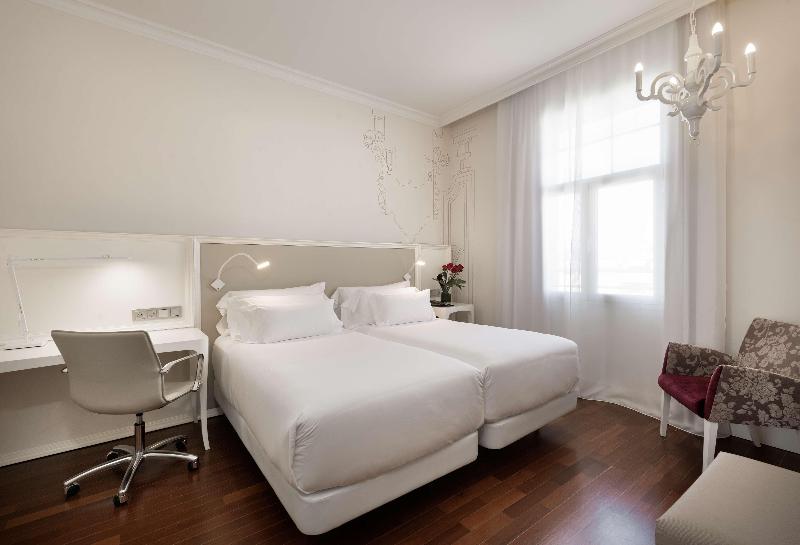 NH Collection Madrid Abascal  image