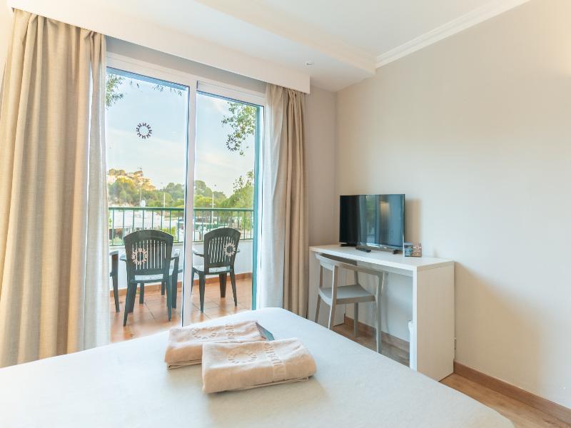Minura Cala Galdana & Apartamentos d´Aljandar image