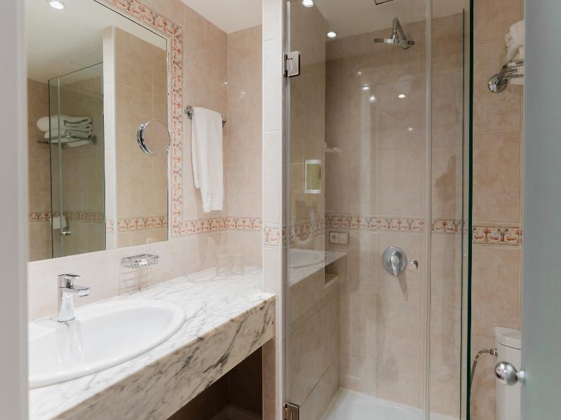 Minura Cala Galdana & Apartamentos d´Aljandar image