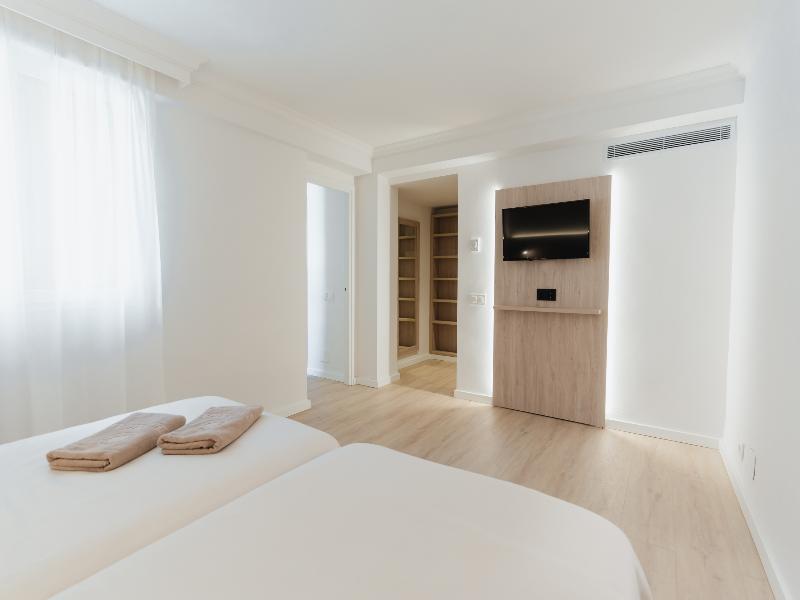 Minura Cala Galdana & Apartamentos d´Aljandar image