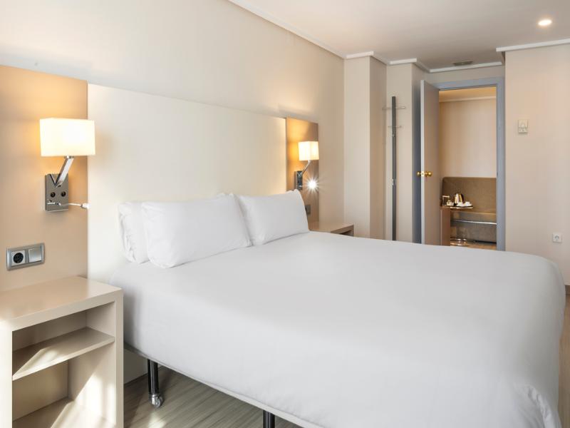 B&B HOTEL Cartagena Cartagonova image