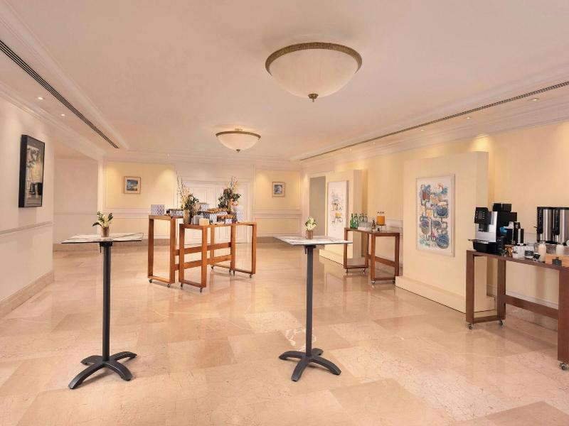 Marriott Hotel Lisbon image