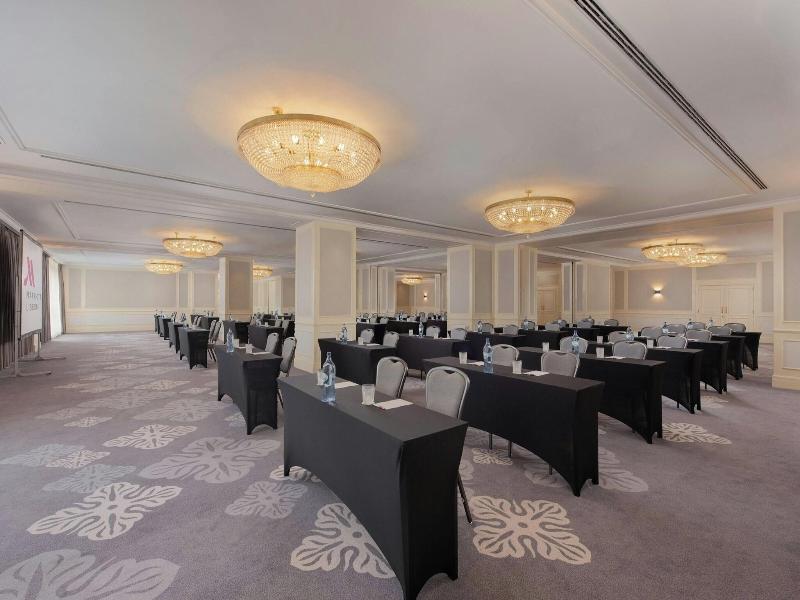 Marriott Hotel Lisbon image