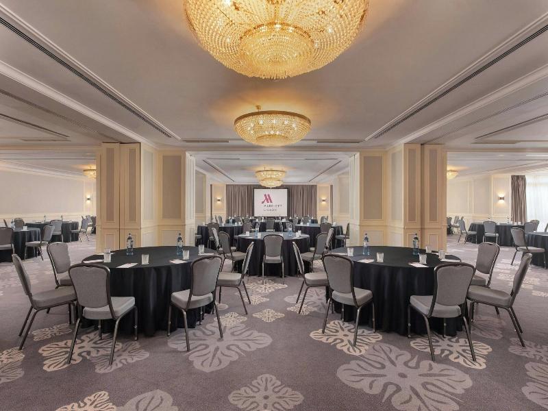 Marriott Hotel Lisbon image