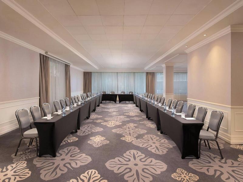 Marriott Hotel Lisbon image