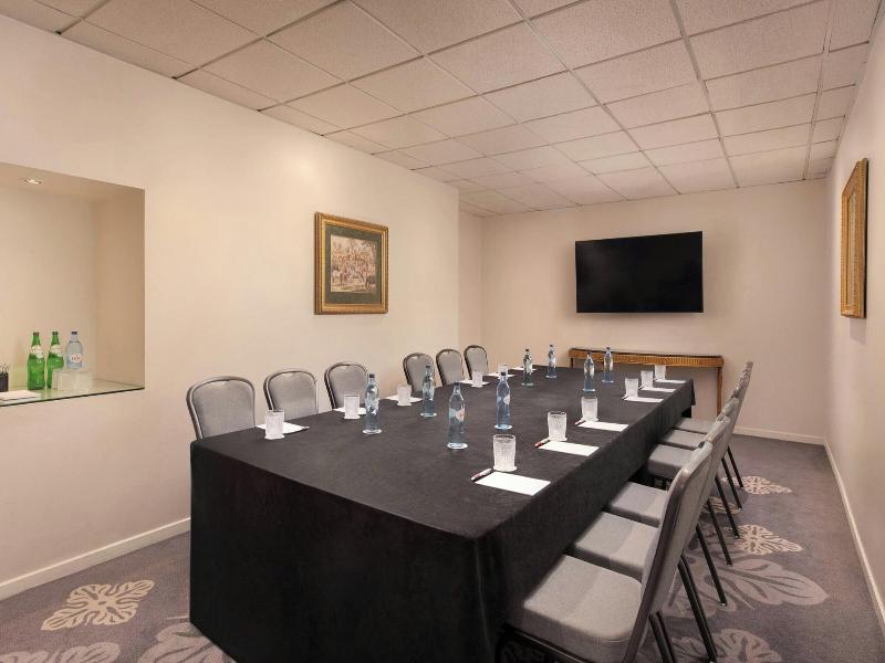 Marriott Hotel Lisbon image