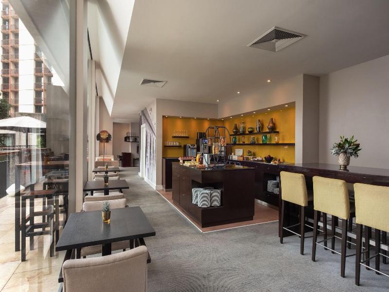 Marriott Hotel Lisbon image