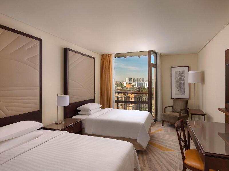 Marriott Hotel Lisbon image