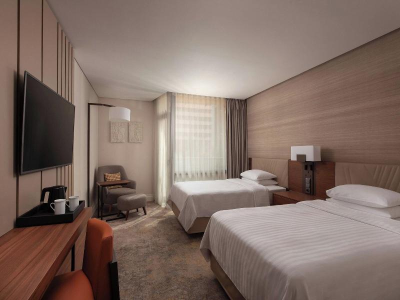 Marriott Hotel Lisbon image