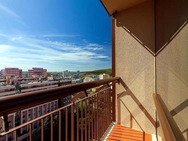 Marriott Hotel Lisbon image