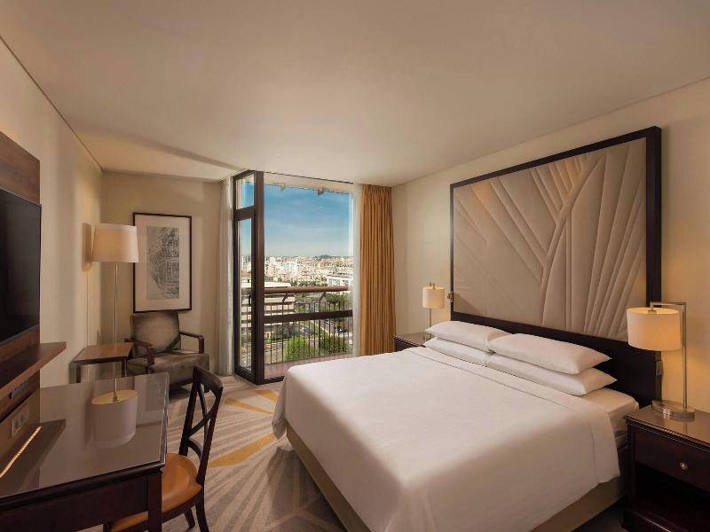 Marriott Hotel Lisbon image