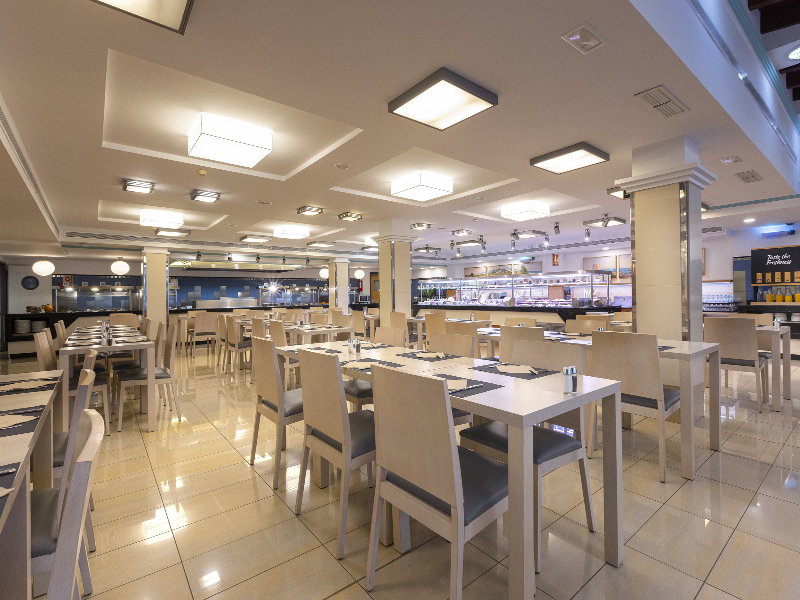 Invisa Hotel La Cala — restaurant