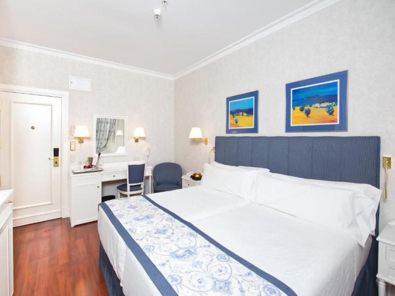 Hotel Atlantico image