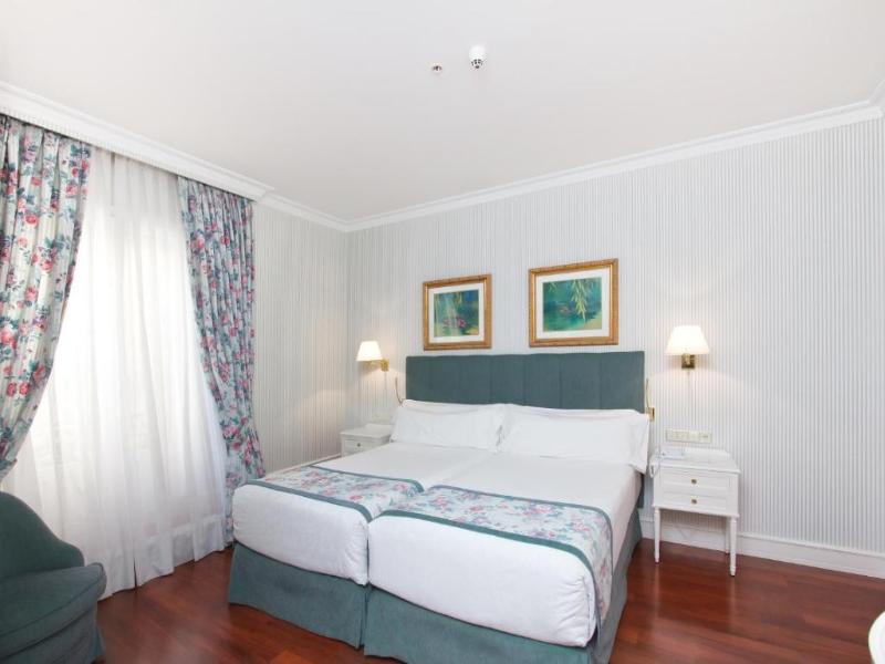Hotel Atlantico image